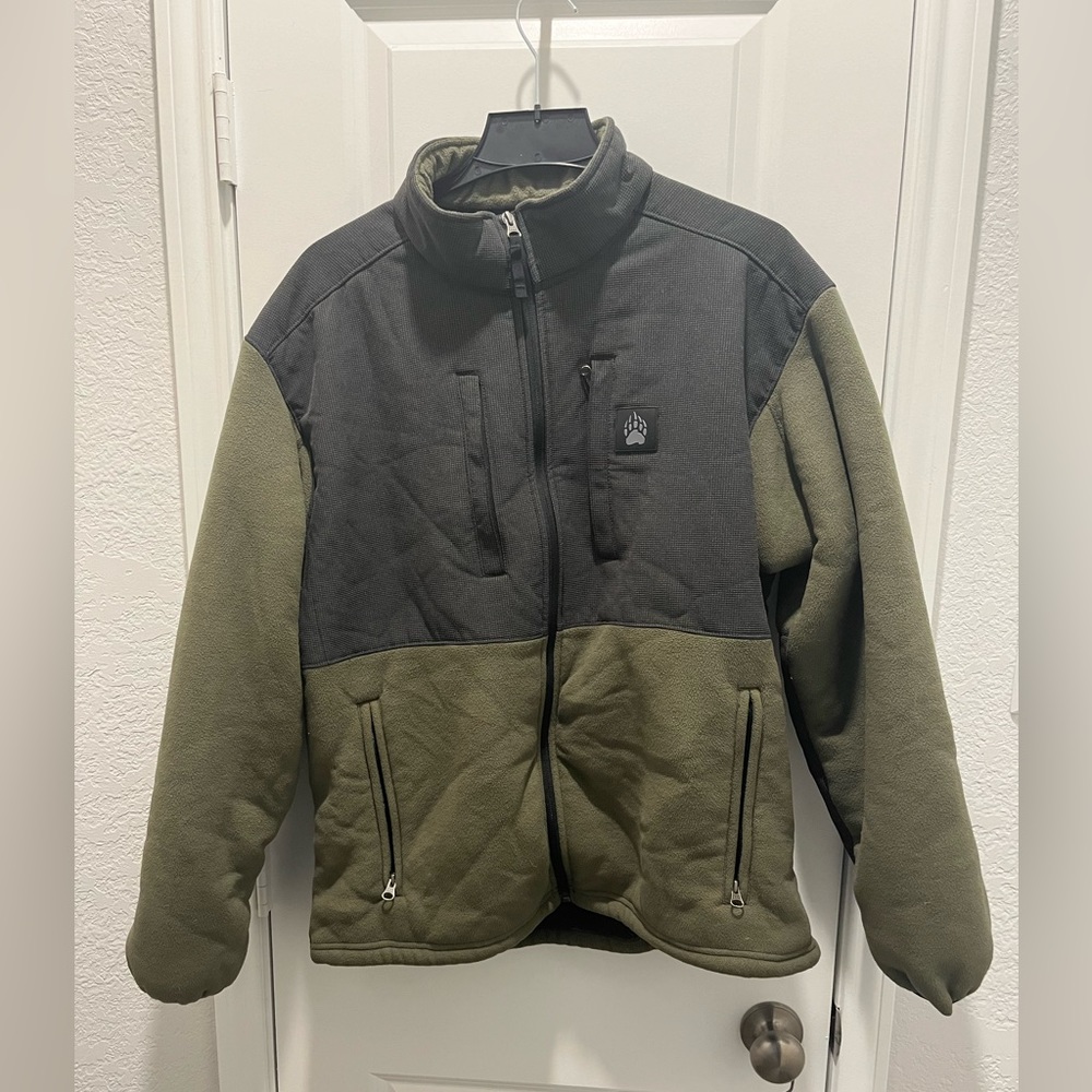 Alaskan Hardgear by Duluth Trading. Men’s fleece jacket.
